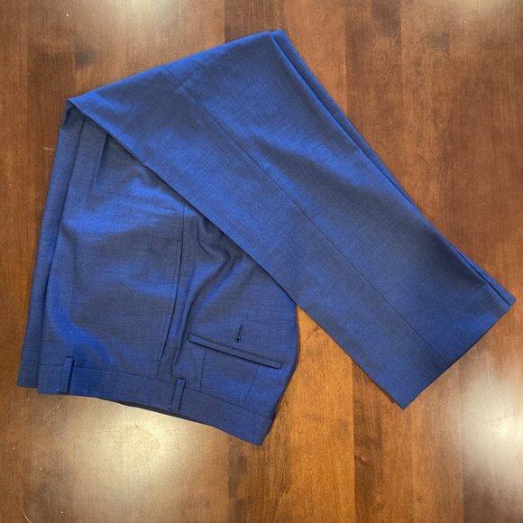 Marc New York Macy’s Men’s 38R Suit - Picture 6 of 6